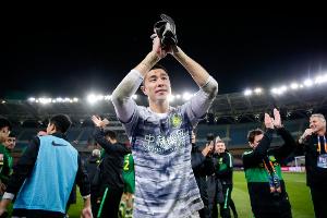 记者：国安三线作战吃力，门将实力排名是颜骏凌、侯森、刘殿座