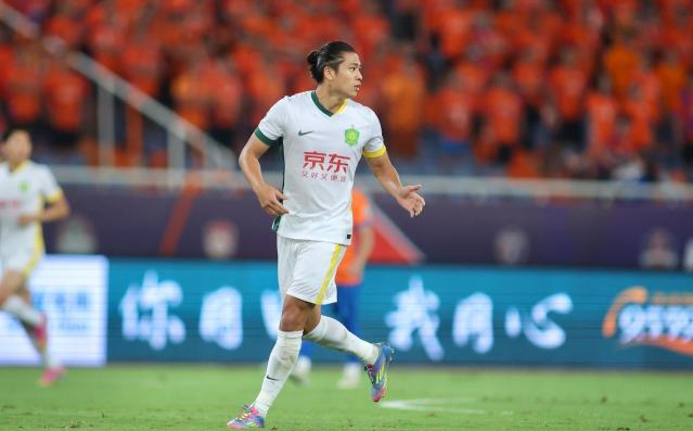 九游网页版-怒怼球迷！张玉宁凌晨3点致歉：行为不冷静+不得体，会用0-6自省